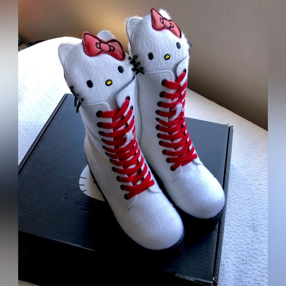 Rare: HELLO KITTY X DOLLS KILL boots ❤️ limited edition ❤️ NWT ❤️ NO LONGER SOLD - Picture 3 of 13